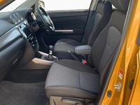 Used Suzuki Vitara SZ-T 129 HP (94 kW) 2020 Yellow SUV