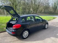 Used Renault Clio Expression+ 88 HP (64 kW) 2012 Black Estate