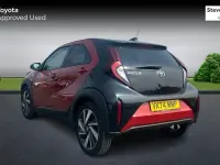Used Toyota Aygo X 72 HP (52 kW) 2024 Red SUV