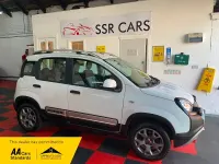 Used Fiat Panda Cross Cross 90 HP (66 kW) 2015 White Hatchback