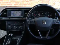Used Seat Leon SE Technology 110 HP (80 kW) 2015 White Hatchback