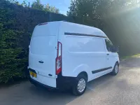Used Ford Transit Custom 105 HP (77 kW) 2019 White Van