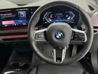 Begagnad BMW 120 M Sport 2025 Röd Halvkombi