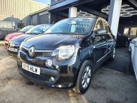 Used Renault Twingo Dynamique 70 HP (51 kW) 2015 Black Hatchback