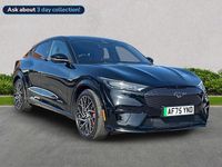New Ford Mustang Extended Range 487 HP (358 kW) 2025 Black Hatchback