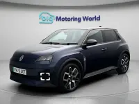 Used Renault 5 E-Tech Komfort 110 kW (150 HP) 2025 Hatchback