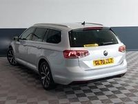 Used VW Passat SEL 150 HP (110 kW) 2020 Silver Estate