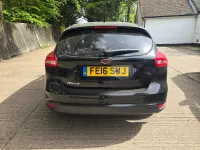 Used Ford Focus Zetec 120 HP (88 kW) 2016 Black Hatchback