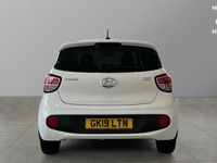Used Hyundai i10 Premium 87 HP (63 kW) 2019 White Hatchback