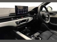 Used Audi A4 S-Line 200 HP (147 kW) 2024 White Estate