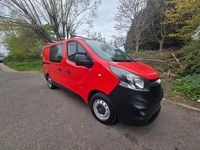 Used Vauxhall Vivaro 120 HP (88 kW) 2015 Red