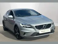 Begagnad Volvo V40 R-Design 121 HK (88 kW) 2018 Silver Halvkombi
