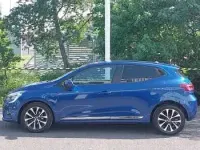 Used Renault Clio V Iconic 100 HP (73 kW) 2020 Blue Hatchback