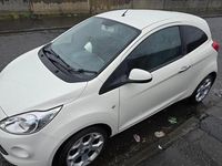 Usado Ford Ka Studio 69 HP (50 kW) 2014 Vermelho Citadino