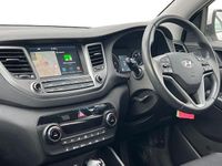 Used Hyundai Tucson SE 141 HP (103 kW) 2018 White SUV