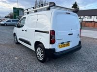 Used Citroën Berlingo 100 HP (73 kW) 2022 White MPV