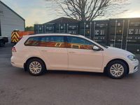 Begagnad VW Golf VII S 115 HK (84 kW) 2019 Vit Kombi