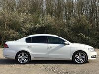 Begagnad VW Passat Executive 140 HK (102 kW) 2014 Vit Sedan