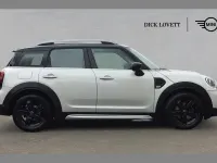 Used Mini Cooper Countryman Classic 134 HP (98 kW) 2022 Silver SUV