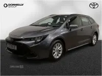 Usado Toyota Corolla 2024 Gris Familiar