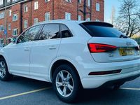 Used Audi Q3 Design 150 HP (110 kW) 2015 White SUV