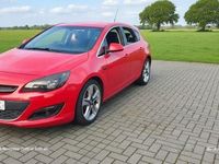 Used Vauxhall Astra SRi 180 HP (132 kW) 2014 Red Hatchback