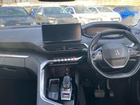 Used Peugeot 5008 Allure 129 HP (94 kW) 2022 Blue SUV