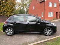 Used Peugeot 208 Access 82 HP (60 kW) 2014 Black Hatchback