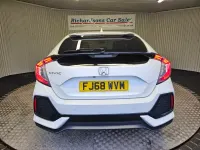 Used Honda Civic Sport 126 HP (92 kW) 2018 White Hatchback
