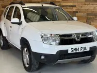 Usado Dacia Duster Lauréate 110 HP (80 kW) 2014 Branco SUV