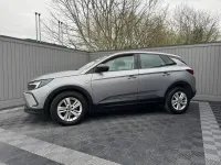 Gebraucht Vauxhall Grandland X Design Edition 130 PS (95 kW) 2023 Grau SUV