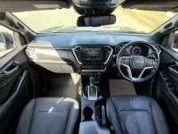 Used Isuzu D-Max 163 HP (119 kW) 2023 Grey Pickup