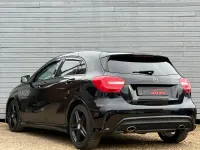 Käytetty Mercedes A200 AMG 2015 Musta Viistoperä