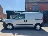 Used Vauxhall Combo 95 HP (69 kW) 2017 Silver MPV