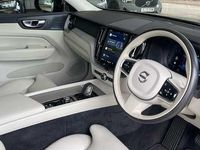 Used Volvo XC60 Plus 345 HP (253 kW) 2023 Gold SUV