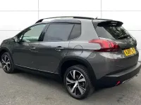 Usado Peugeot 2008 GT-line 110 HP (80 kW) 2019 Cinzento SUV