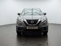 Usado Nissan Juke N-Connecta 114 HP (83 kW) 2021 Cinzento SUV