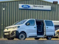 Używany Citroën Dispatch 145 KM (106 kW) 2024 Biały Minivan