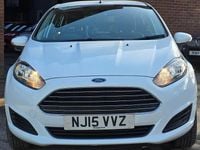 Used Ford Fiesta Style 82 HP (60 kW) 2015 White Hatchback