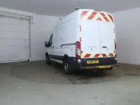 Second-hand Ford Transit 130 CP (95 kW) 2018 Alb Van