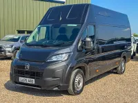 Usado Citroën Relay 140 HP (102 kW) 2025 Cinzento Van