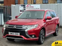 Used Mitsubishi Outlander P-HEV 200 HP (147 kW) 2015 Red SUV