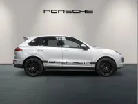 Używany Porsche Cayenne Platinum Edition 258 KM (189 kW) 2017 Srebrny SUV