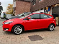 Used Ford Focus Zetec 125 HP (91 kW) 2014 Red Hatchback