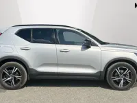 Usado Volvo XC40 Plus 163 CV (119 kW) 2023 Plateado SUV