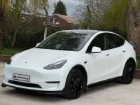 Used Tesla Model Y Long Range AWD 378 kW (514 HP) 2022 White SUV