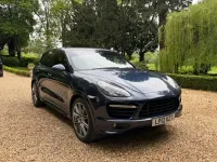 Używany Porsche Cayenne 420 KM (308 kW) 2012 Niebieski SUV