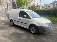 Usado VW Caddy 104 HP (76 kW) 2010 Branco Monovolume