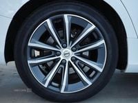 Used Volvo V60 Momentum 163 HP (119 kW) 2021 White Estate