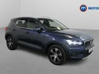 Usado Volvo XC40 Inscription 163 HP (119 kW) 2021 Azul SUV